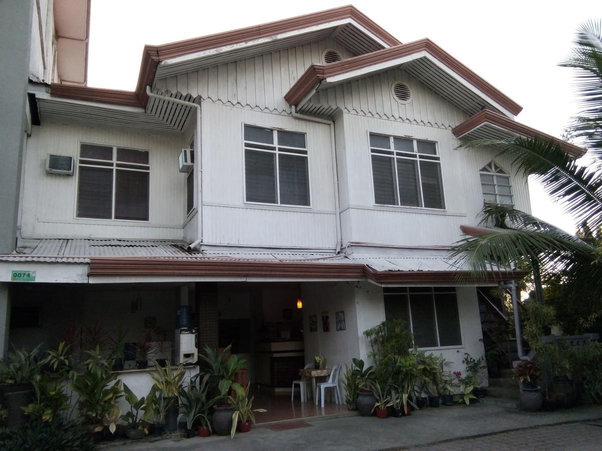 Newport Oak Pension Inn ตักบีลารัน ซิตี ภายนอก รูปภาพ