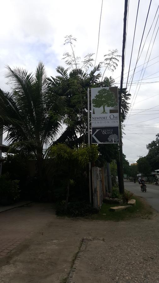 Newport Oak Pension Inn ตักบีลารัน ซิตี ภายนอก รูปภาพ