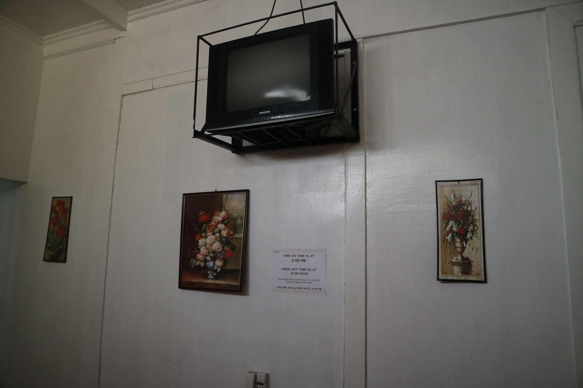Newport Oak Pension Inn ตักบีลารัน ซิตี ภายนอก รูปภาพ